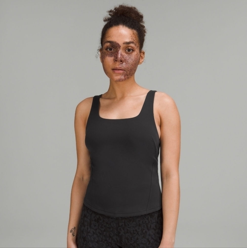 Lululemon InStill Tank. NWT. Size 12